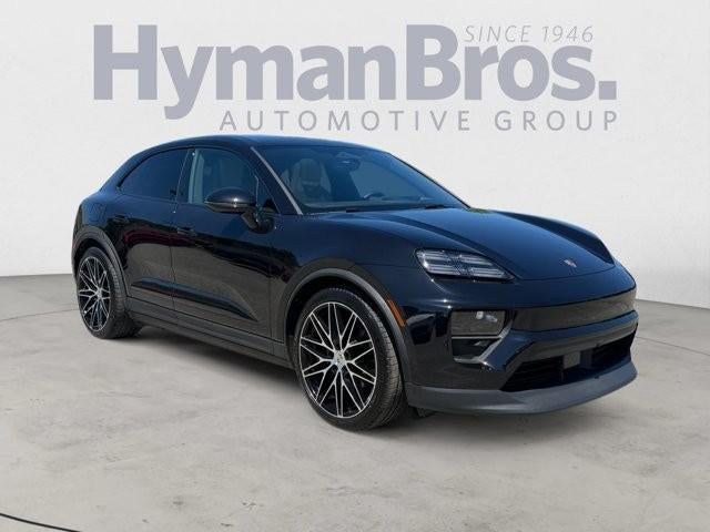 2025 Porsche Macan Electric 4 AWD