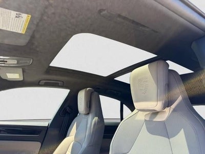 2025 Porsche Macan Electric 4 AWD