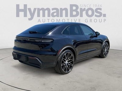 2025 Porsche Macan Electric 4 AWD