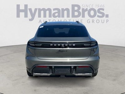 2024 Porsche Macan Electric 4 AWD