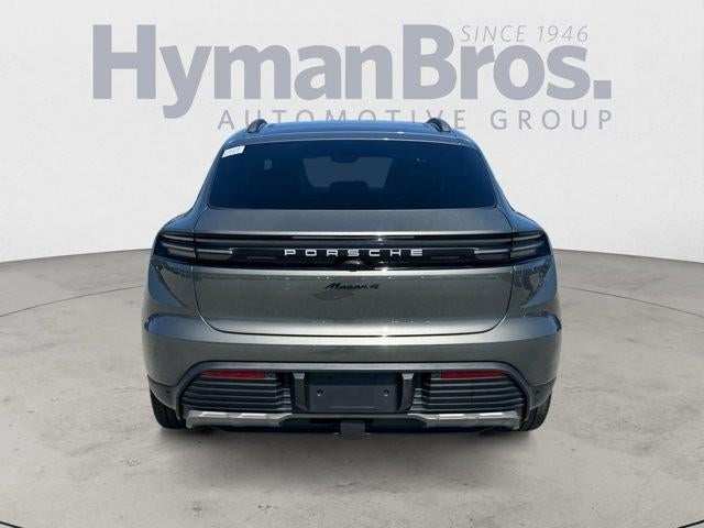 2024 Porsche Macan Electric 4 AWD