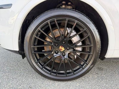 2023 Porsche Cayenne Platinum Edition Coupe AWD