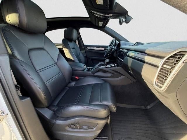 2023 Porsche Cayenne Platinum Edition Coupe AWD