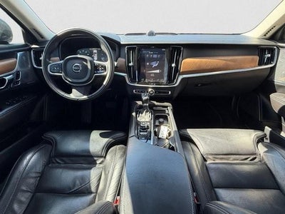 2017 Volvo S90 T6 AWD Inscription