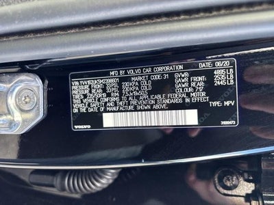 2021 Volvo XC40 T5 AWD Momentum