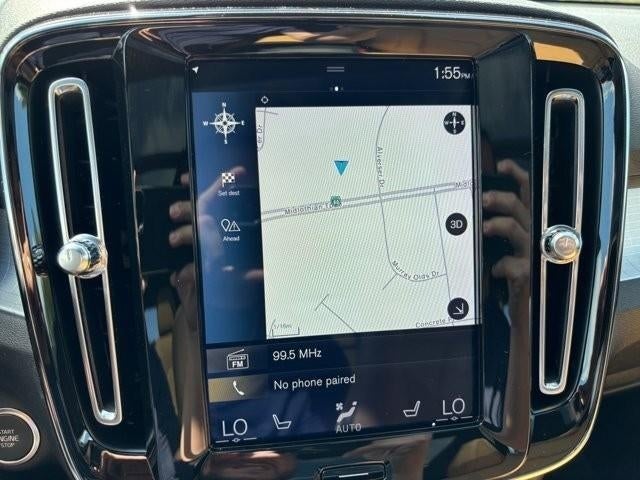 2019 Volvo XC40 T5 AWD Momentum