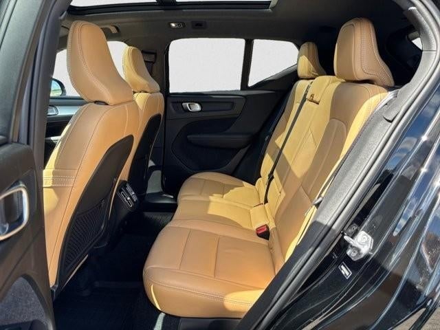 2019 Volvo XC40 T5 AWD Momentum