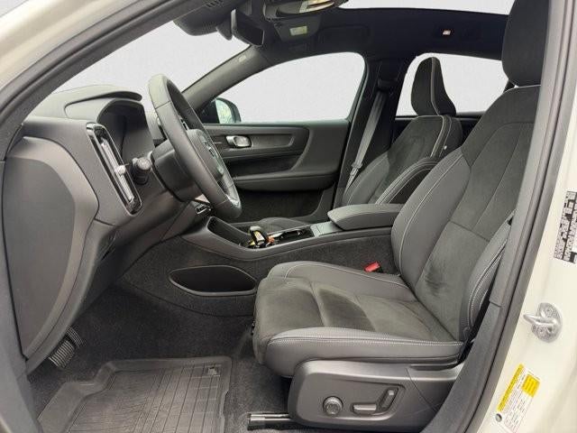 2023 Volvo C40 Recharge Pure Electric Twin eAWD Ultimate
