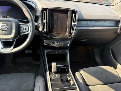 2024 Volvo C40 Recharge Pure Electric Twin AWD Ultimate