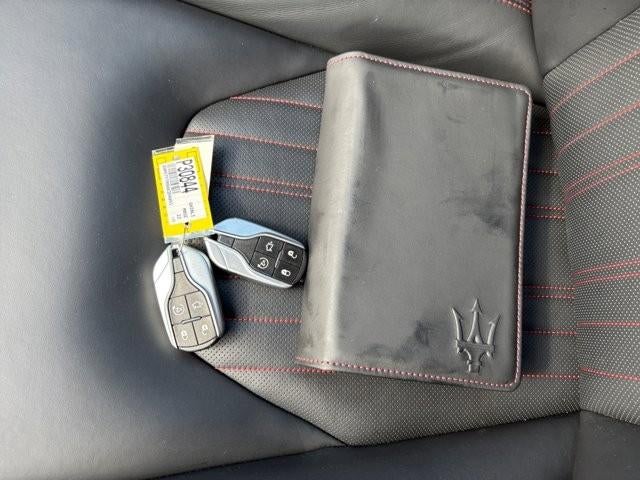 2022 Maserati Ghibli Modena Q4 3.0L