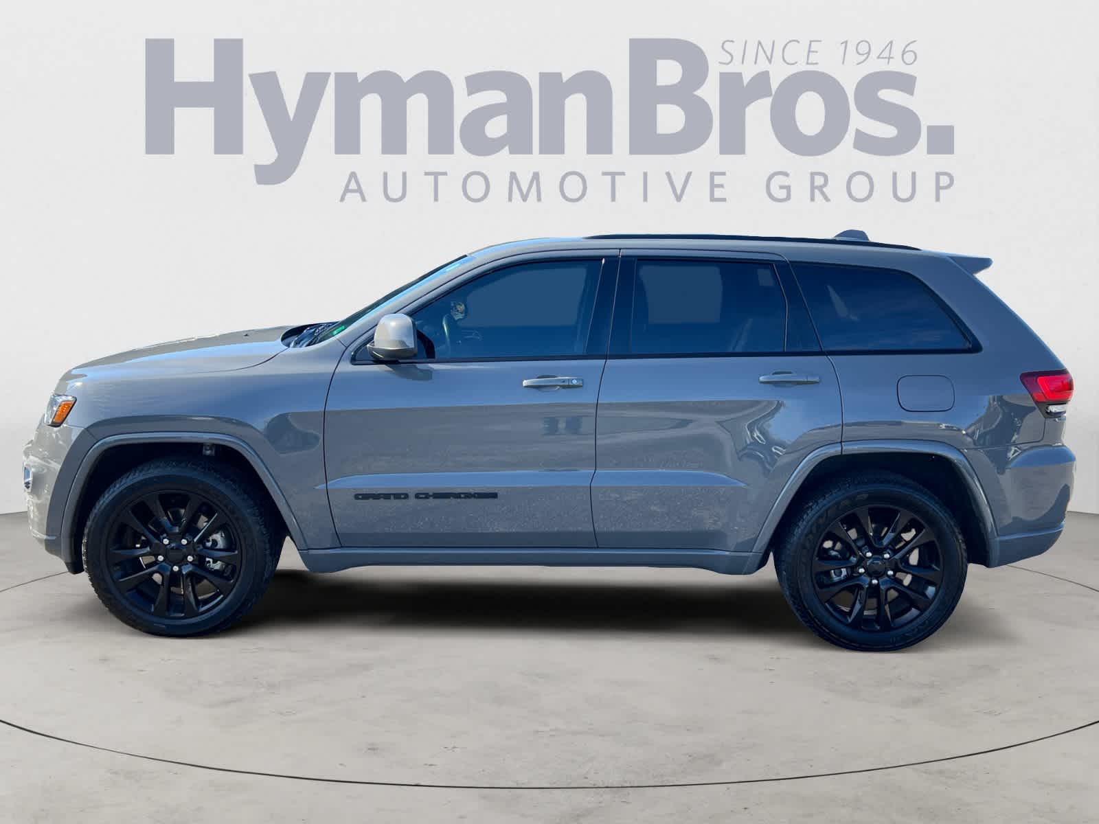 2021 Jeep Grand Cherokee Laredo X 4x4