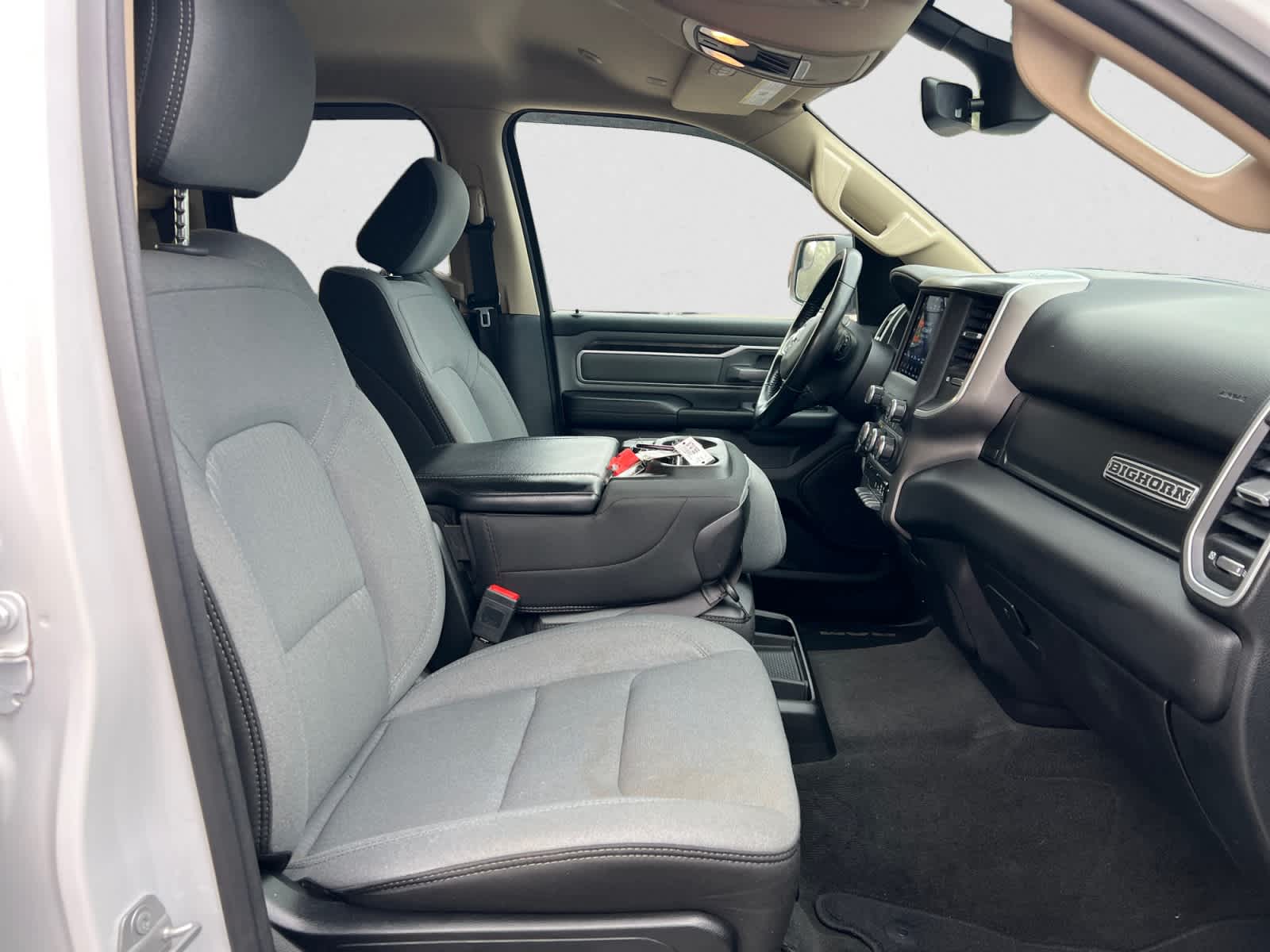 2020 RAM 1500 Big Horn 4x4 Quad Cab 6'4" Box