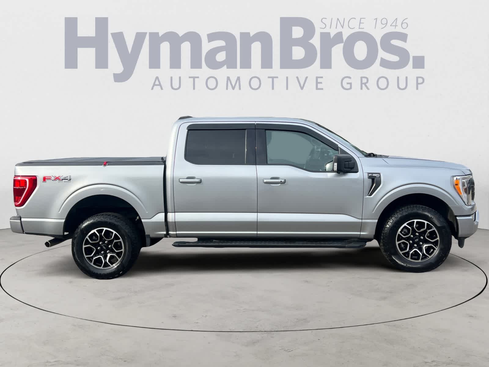 2023 Ford F-150 XLT 4WD SuperCrew 5.5' Box