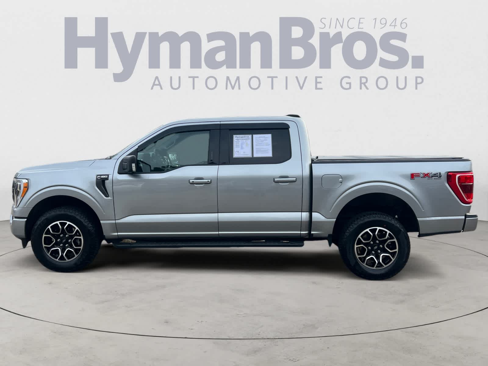 2023 Ford F-150 XLT 4WD SuperCrew 5.5' Box