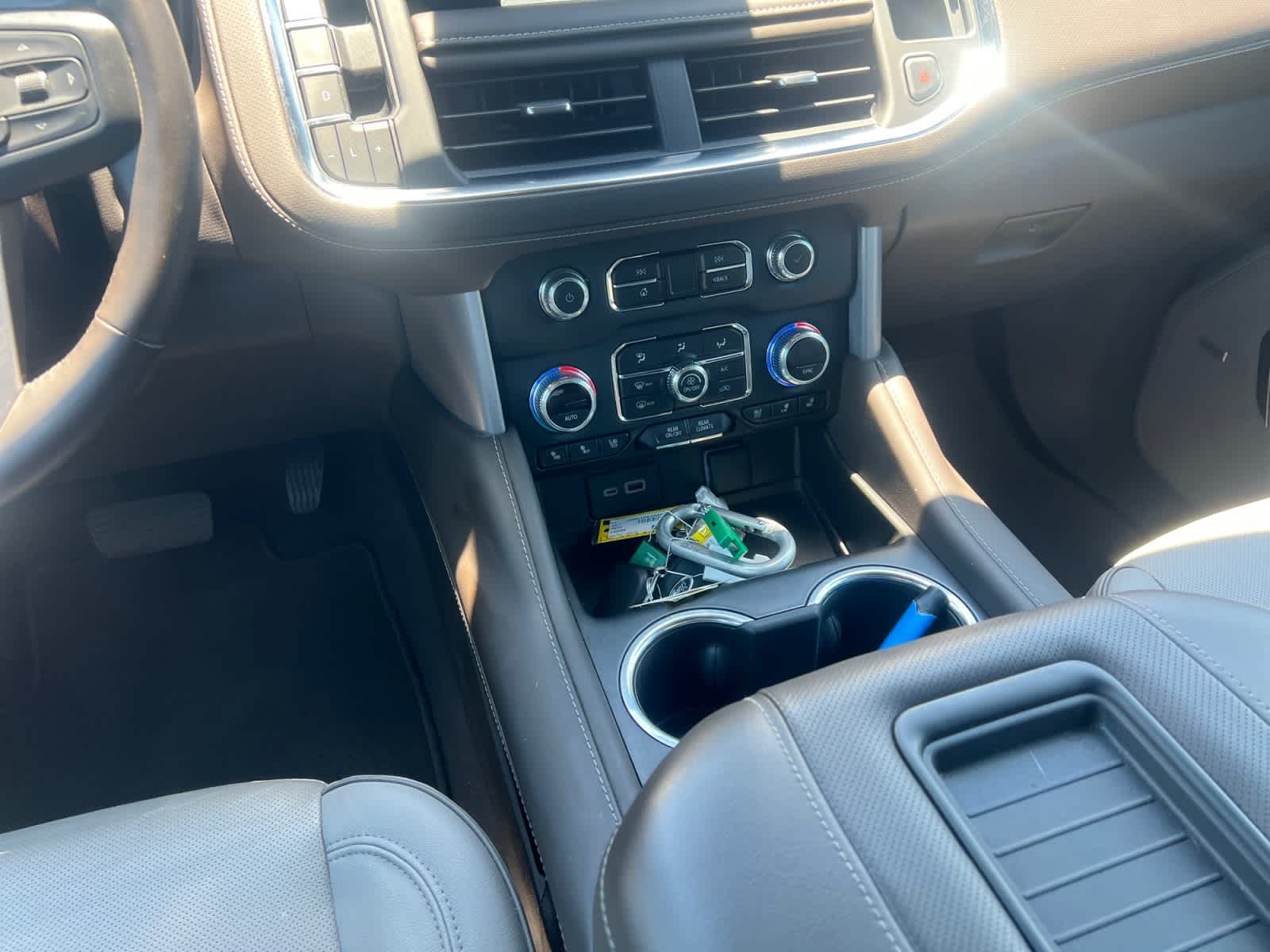 2023 GMC Yukon 4WD 4dr SLT