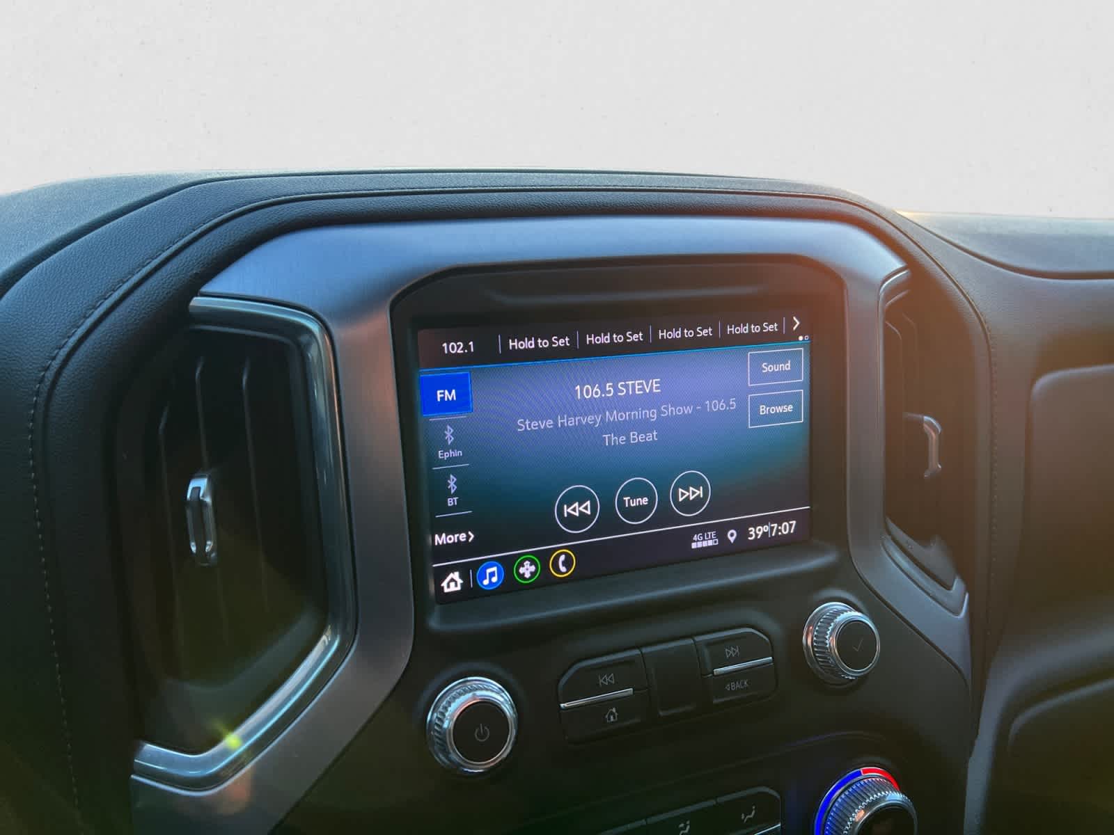 2020 GMC Sierra 1500 Double Cab Standard Box 4-Wheel Drive Elevation