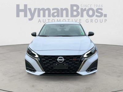 2025 Nissan Altima SR