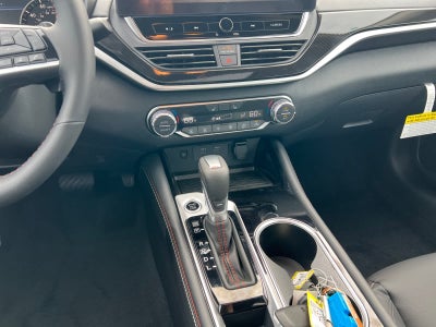 2025 Nissan Altima SR