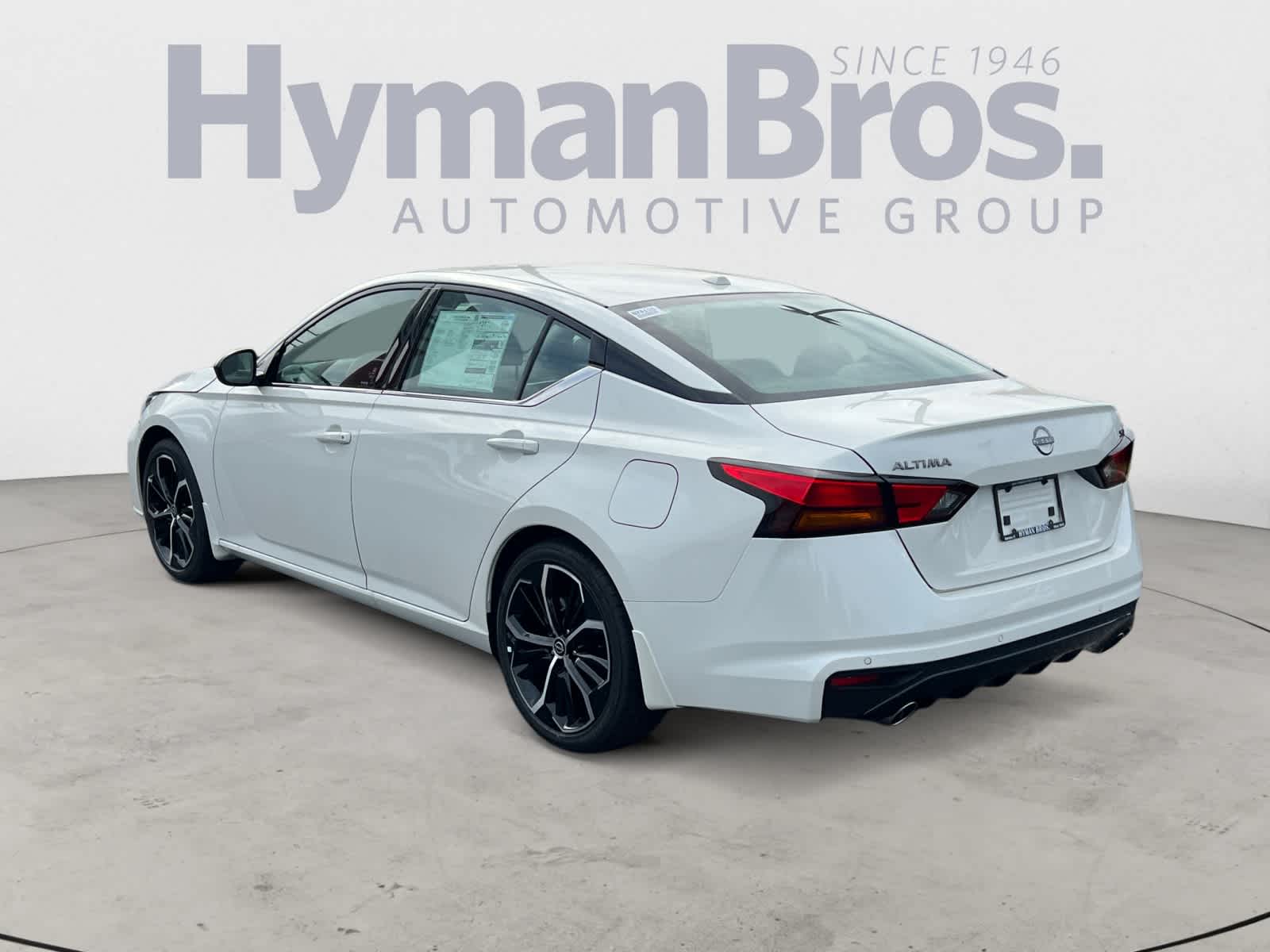 2025 Nissan Altima SR