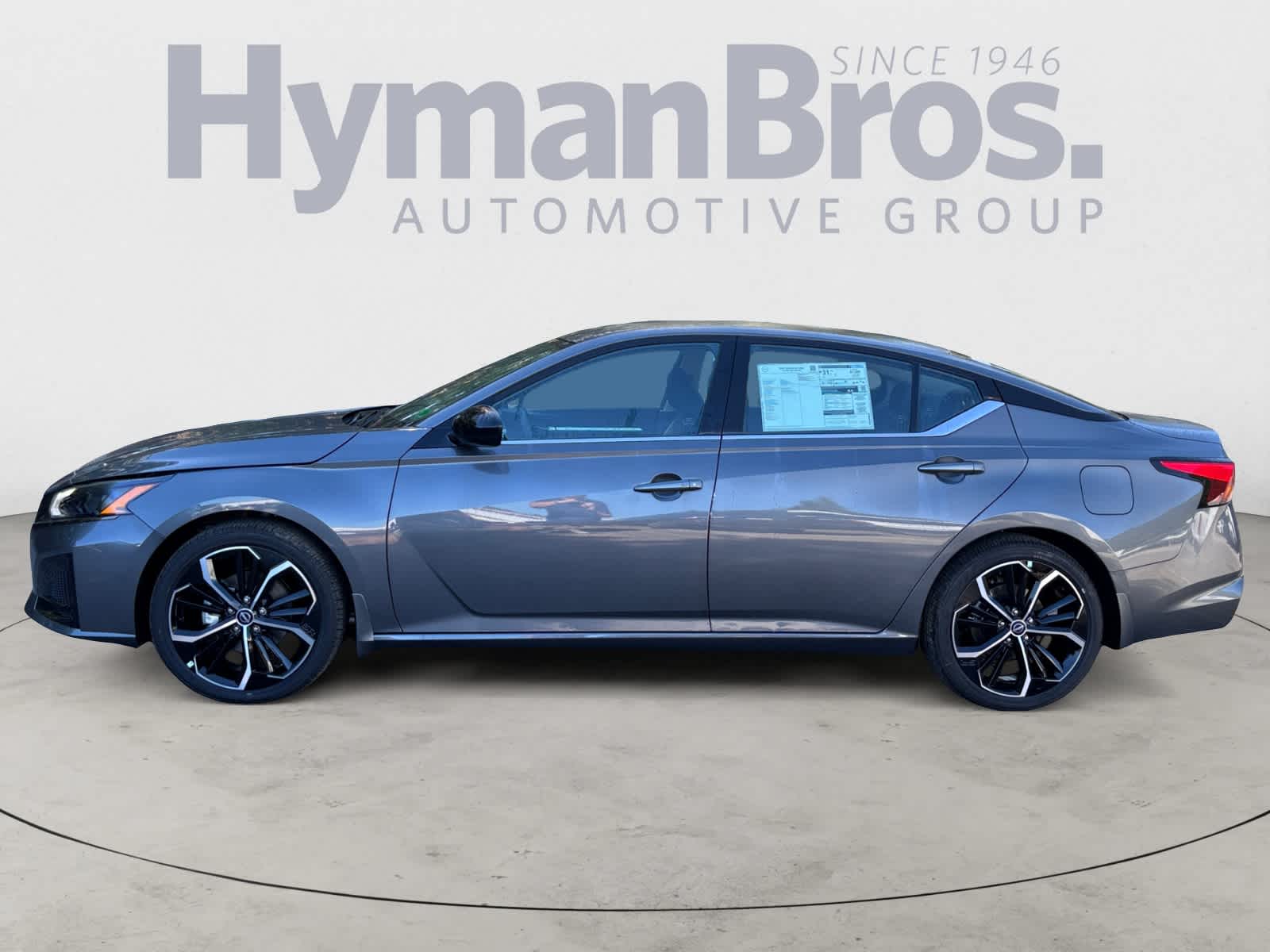 2025 Nissan Altima SR