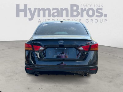 2025 Nissan Altima SR