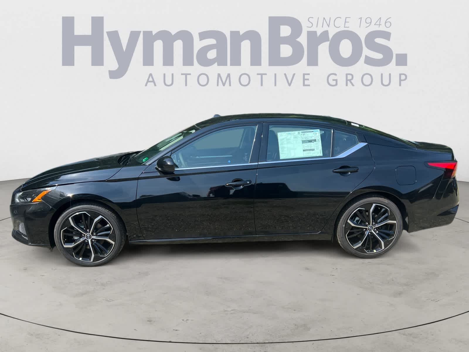 2025 Nissan Altima SR