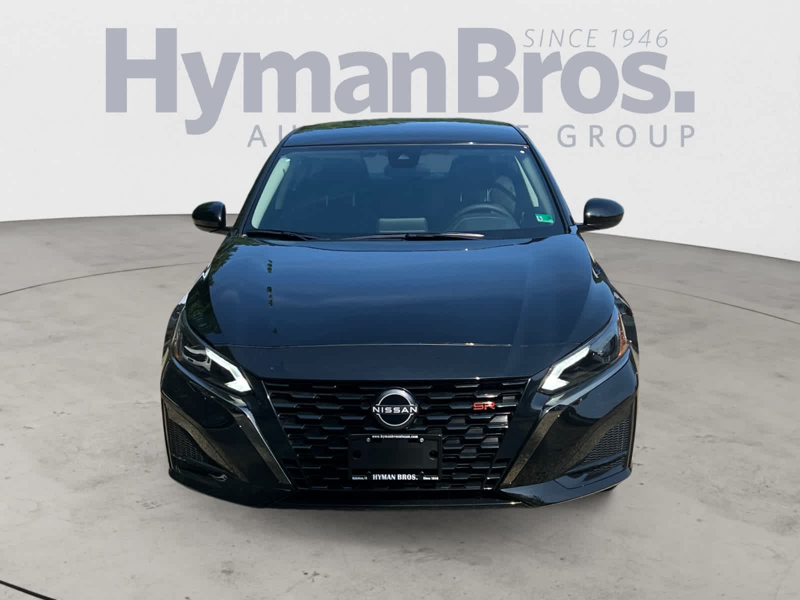 2025 Nissan Altima SR