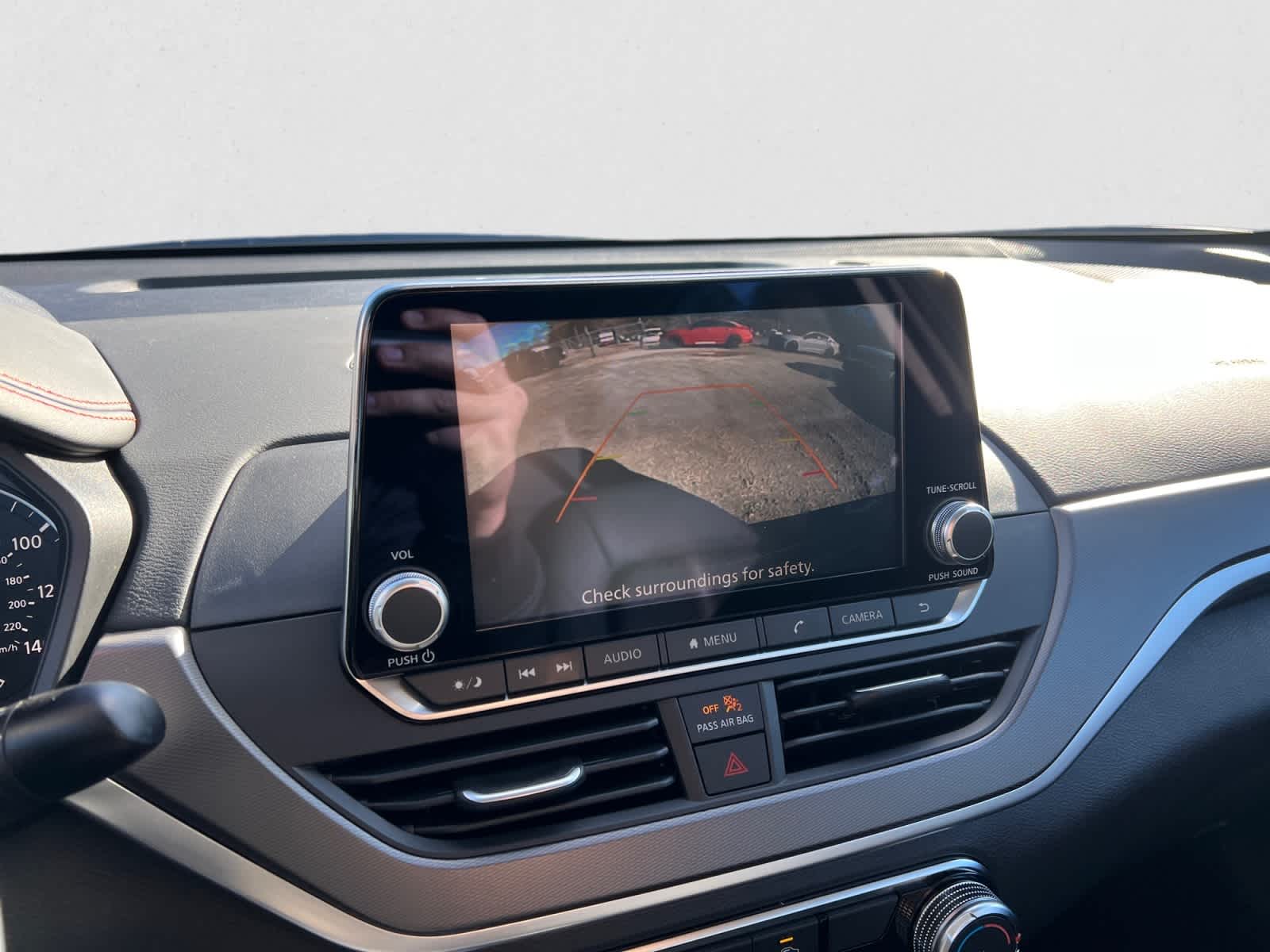 2025 Nissan Altima SR