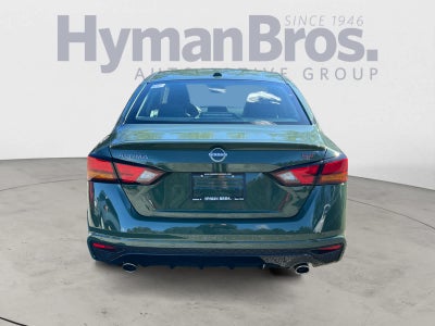 2025 Nissan Altima SR