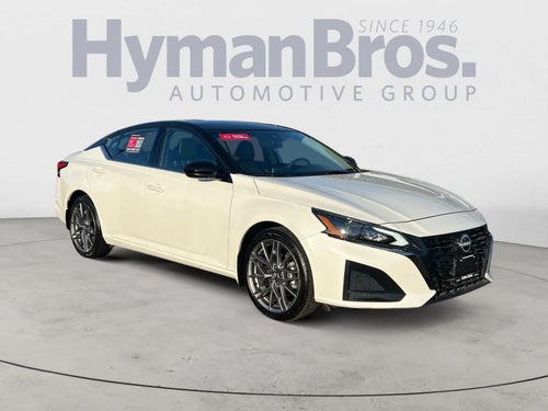 2025 Nissan Altima SR