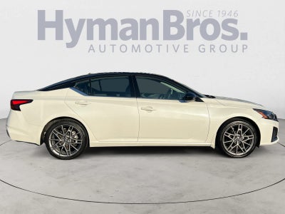 2025 Nissan Altima SR