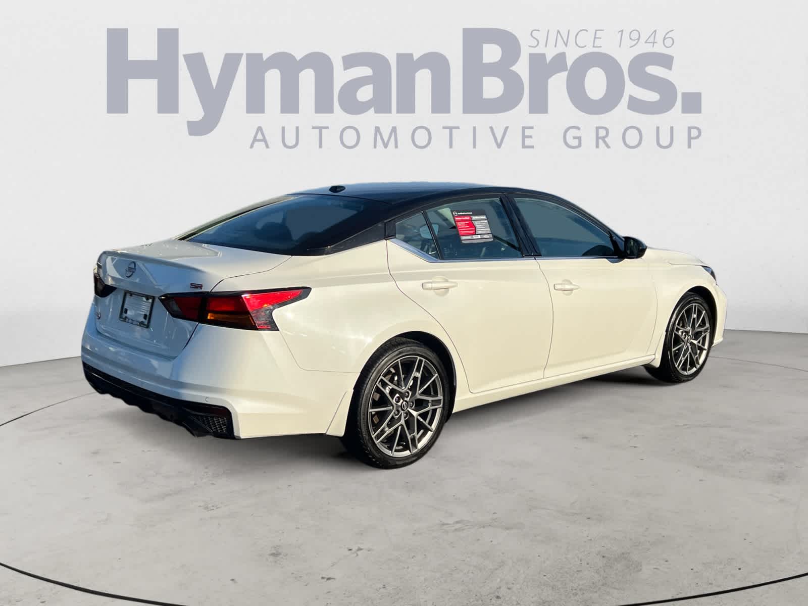 2025 Nissan Altima SR