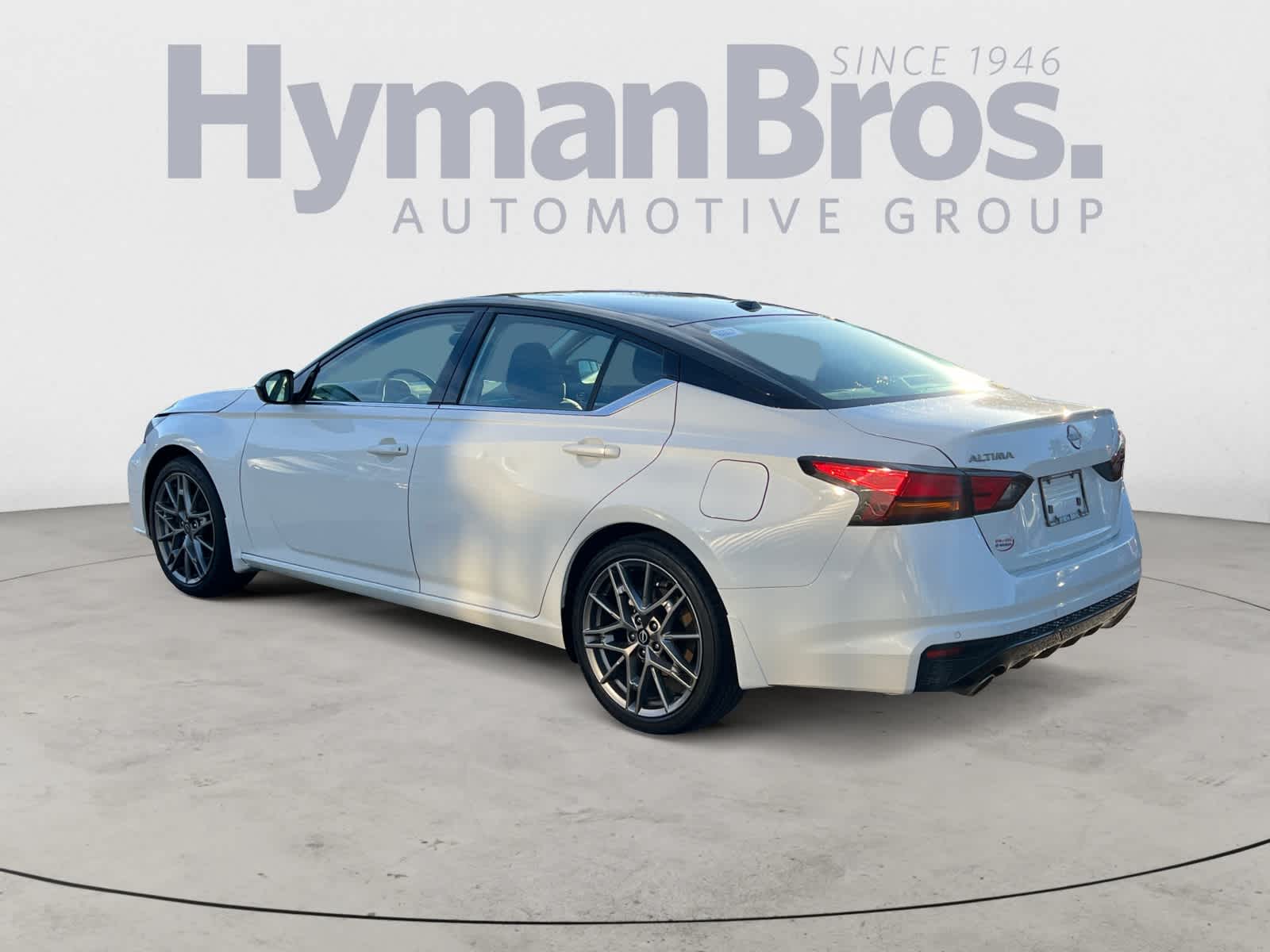 2025 Nissan Altima SR