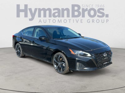 2025 Nissan Altima SR