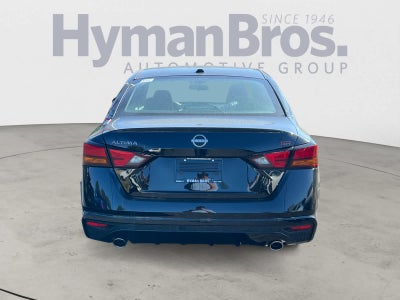 2025 Nissan Altima SR