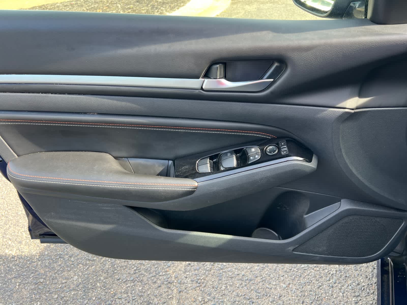 2023 Nissan Altima SR