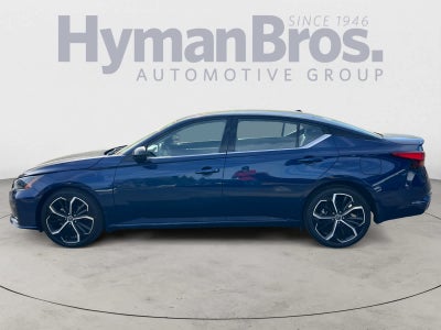 2023 Nissan Altima SR