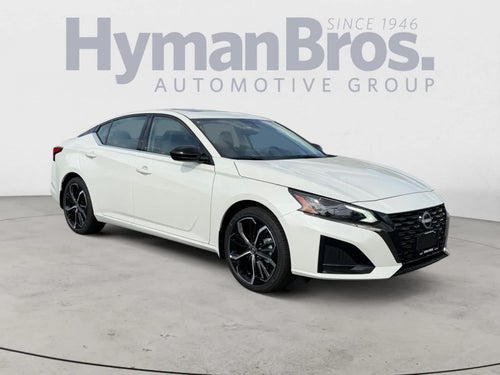 2025 Nissan Altima SR