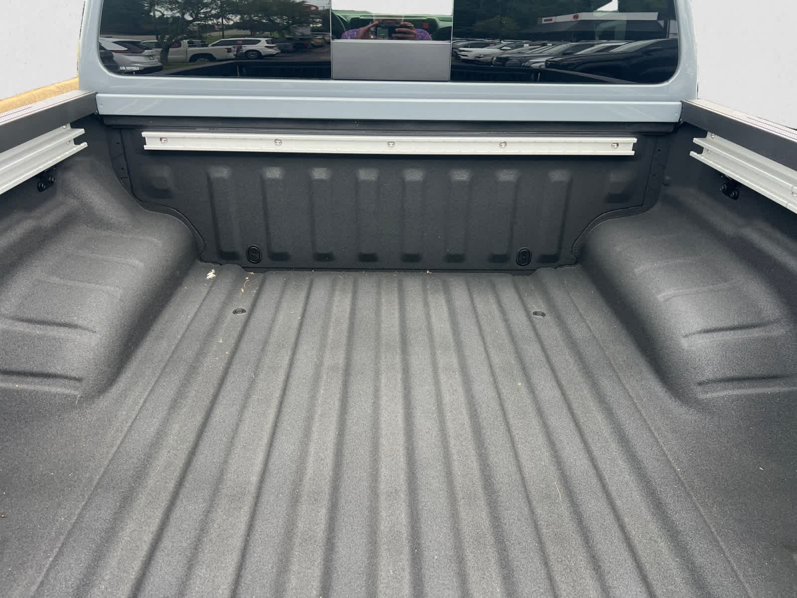 2027 Nissan Frontier Crew Cab SV