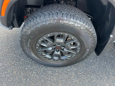 2024 Nissan Frontier Crew Cab 4x4 PRO-4X