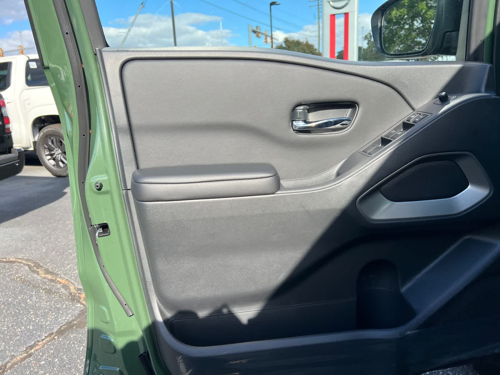 2026 Nissan Frontier Crew Cab SV