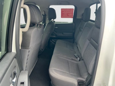 2024 Nissan Frontier Crew Cab SV