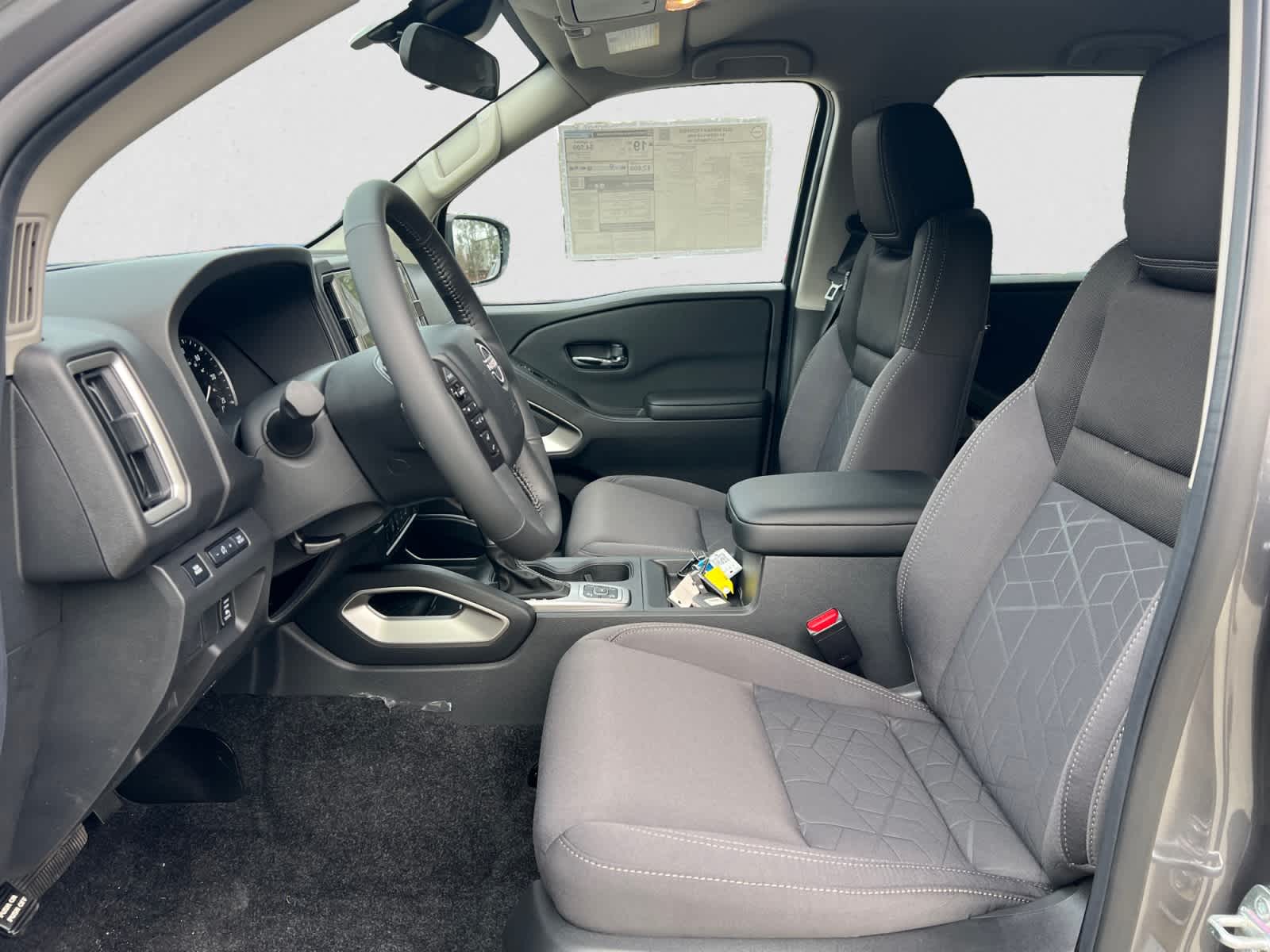 2026 Nissan Frontier Crew Cab SV