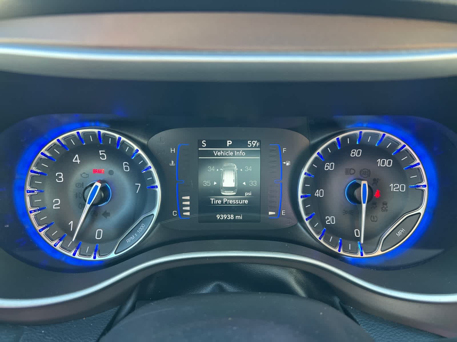 2020 Chrysler Voyager LXI FWD