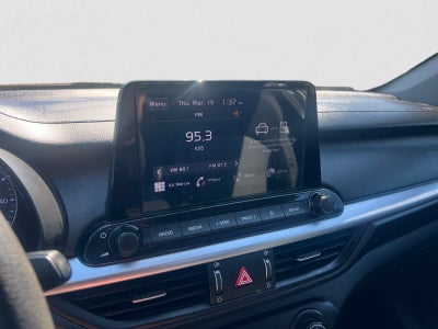 2024 Kia Forte LXS IVT