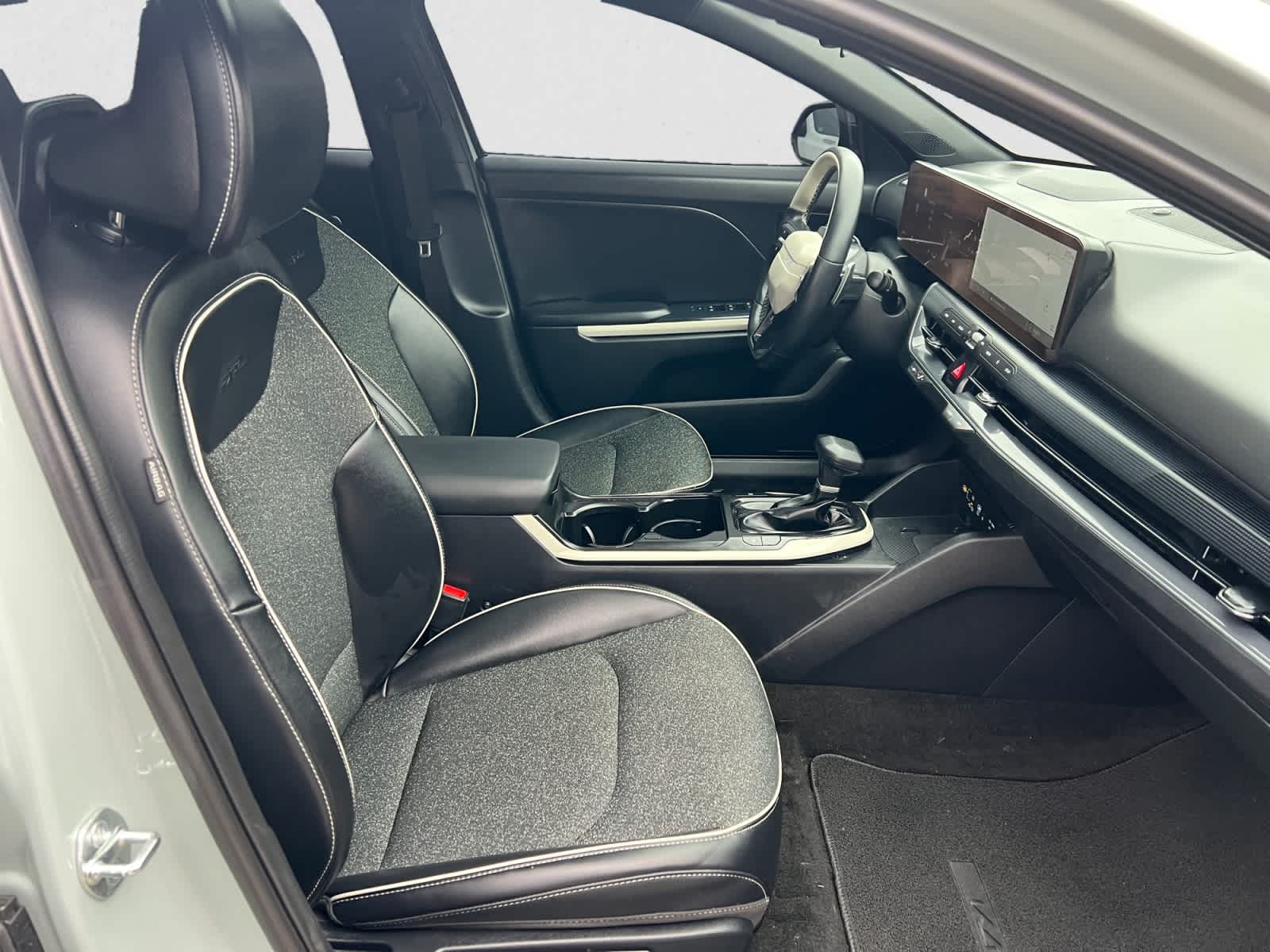 2025 Kia K4 GT-Line FWD