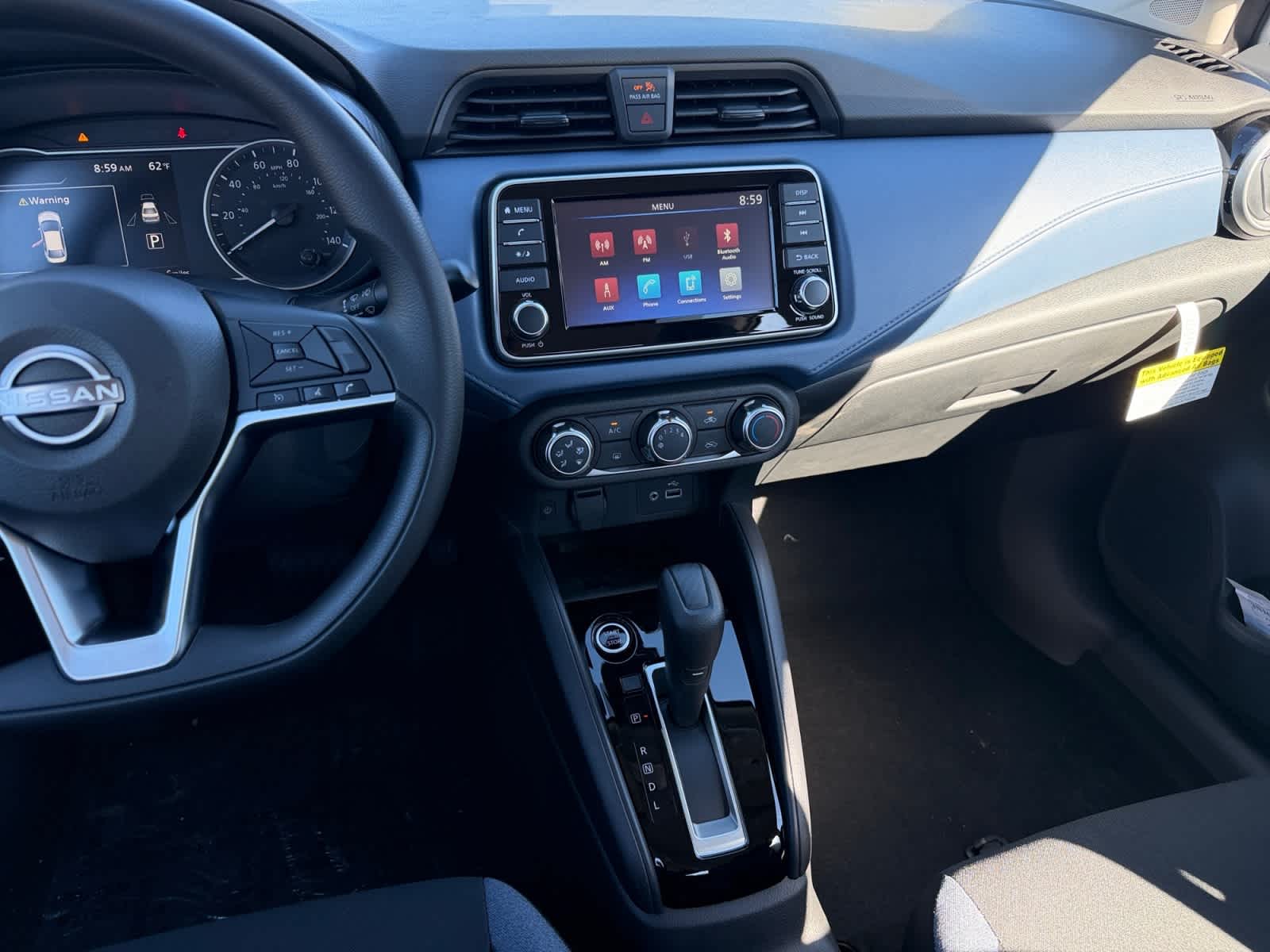 2025 Nissan Versa SV