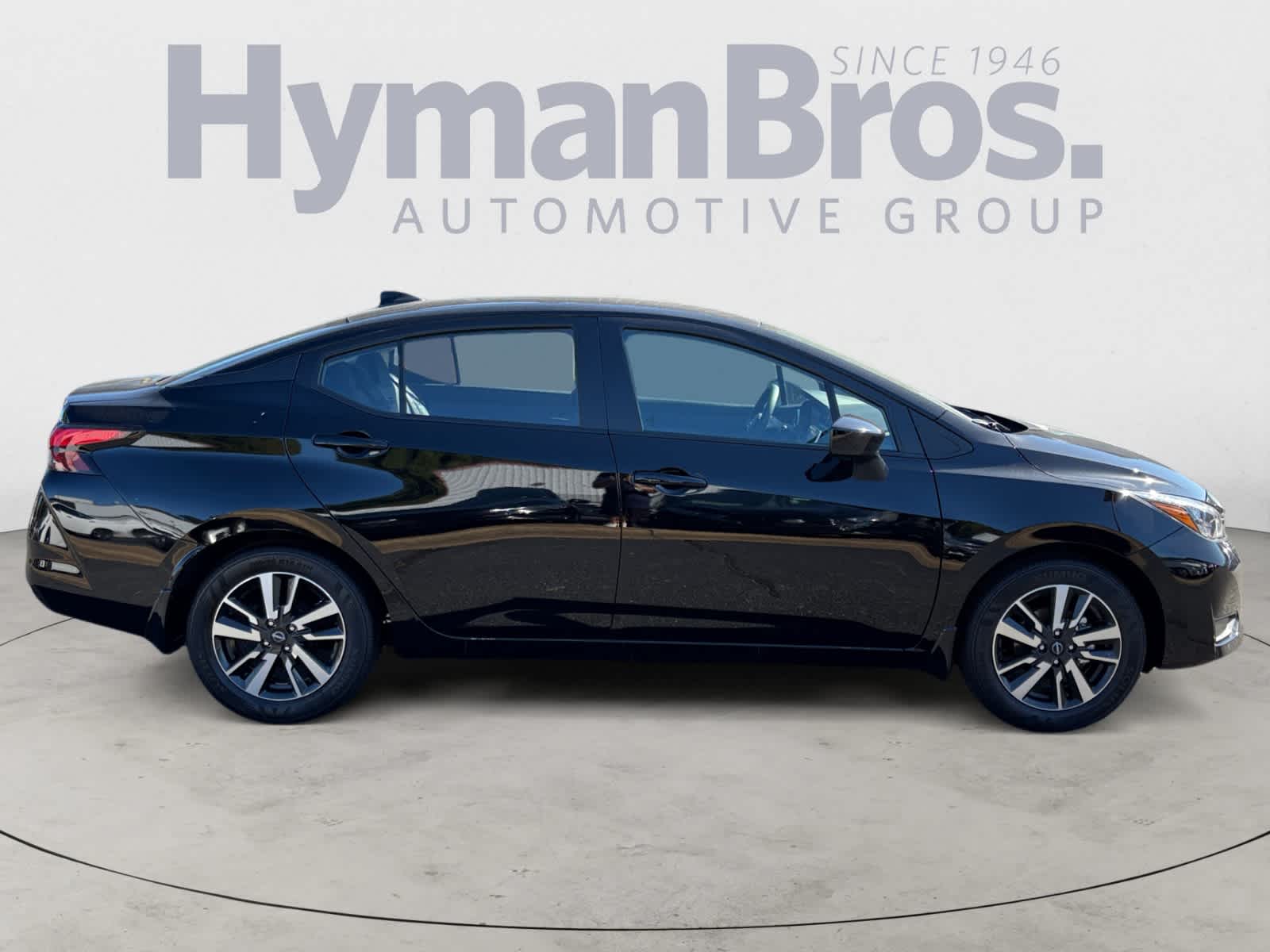 2025 Nissan Versa SV CVT