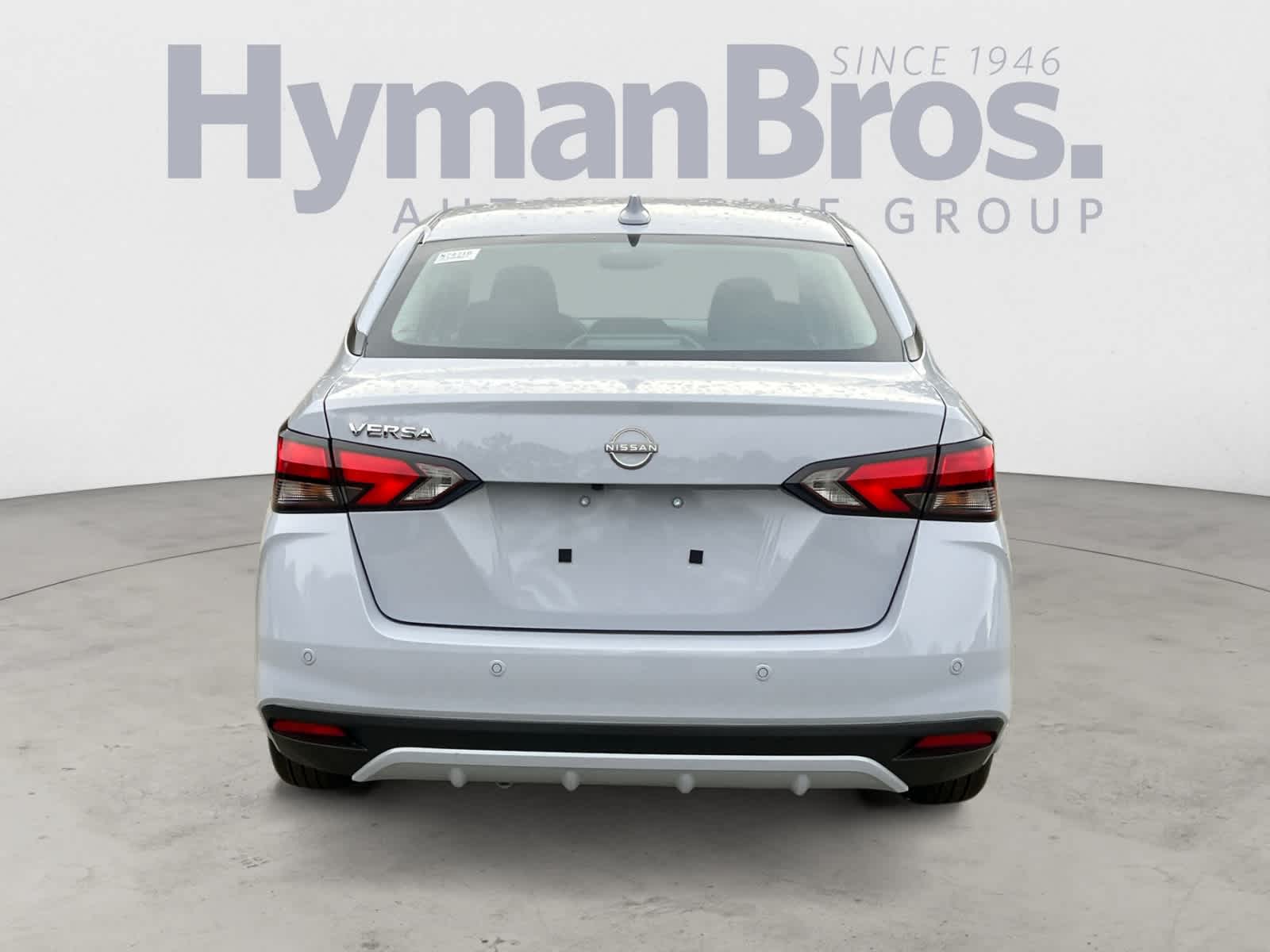 2025 Nissan Versa SV