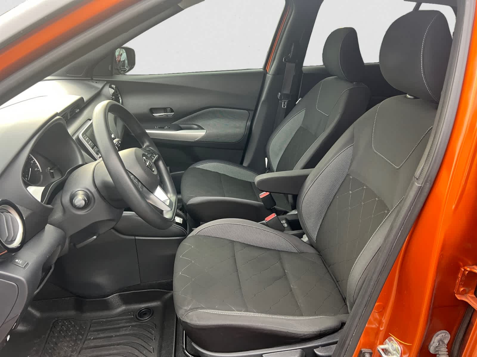 2019 Nissan Kicks SV FWD